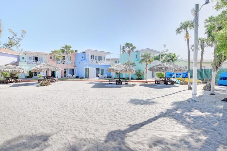 Beach Villas Coral Harbour Exterior foto